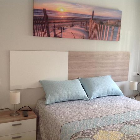 Apartamento Las Naciones 2 เบนัลมาเดนา ภายนอก รูปภาพ