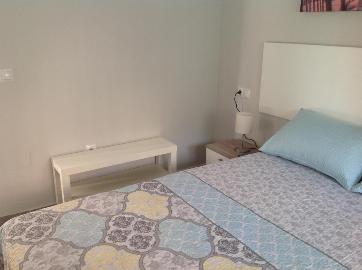 Apartamento Las Naciones 2 เบนัลมาเดนา ภายนอก รูปภาพ
