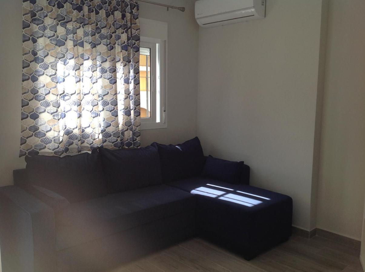 Apartamento Las Naciones 2 เบนัลมาเดนา ภายนอก รูปภาพ