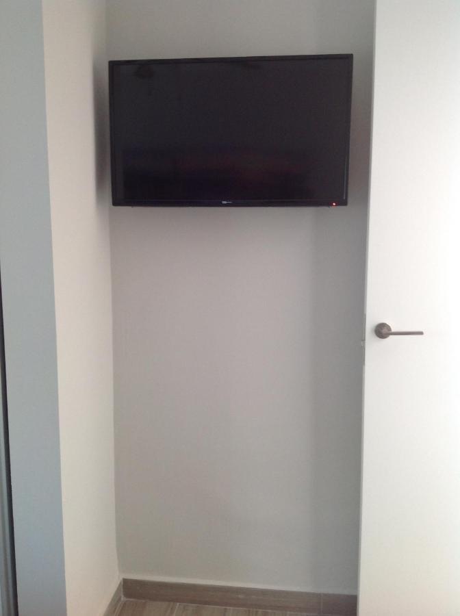Apartamento Las Naciones 2 เบนัลมาเดนา ภายนอก รูปภาพ
